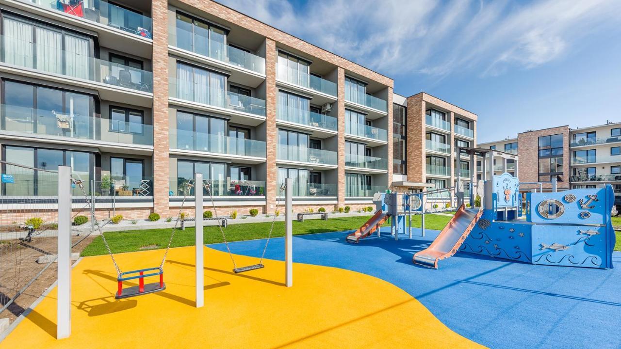 Apartament Z 1 Sypialnia Retro Deluxe 60 F Perlowa Przystan - Holiday City Kołobrzeg Extérieur photo