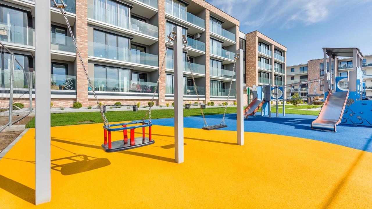 Apartament Z 1 Sypialnia Retro Deluxe 60 F Perlowa Przystan - Holiday City Kołobrzeg Extérieur photo