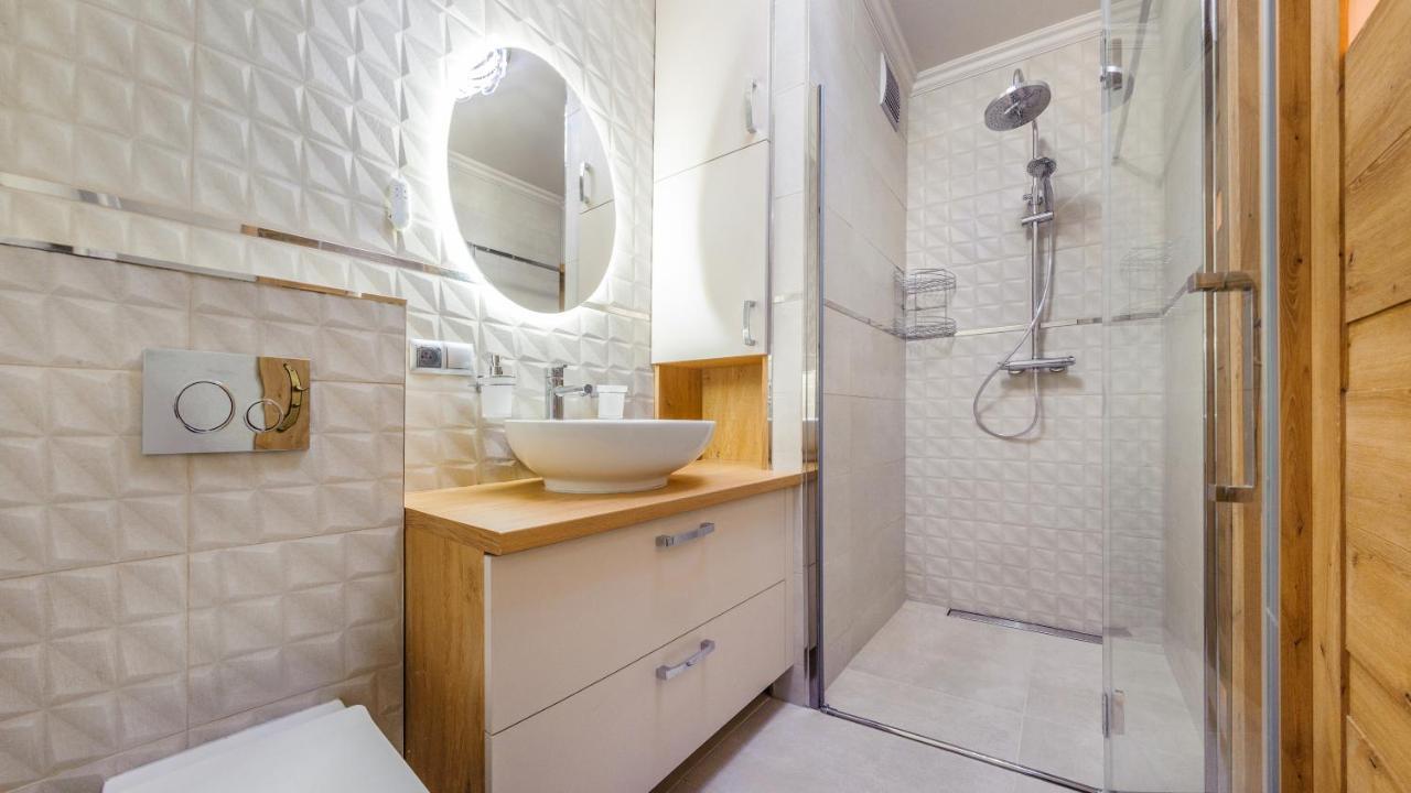 Apartament Z 1 Sypialnia Retro Deluxe 60 F Perlowa Przystan - Holiday City Kołobrzeg Extérieur photo